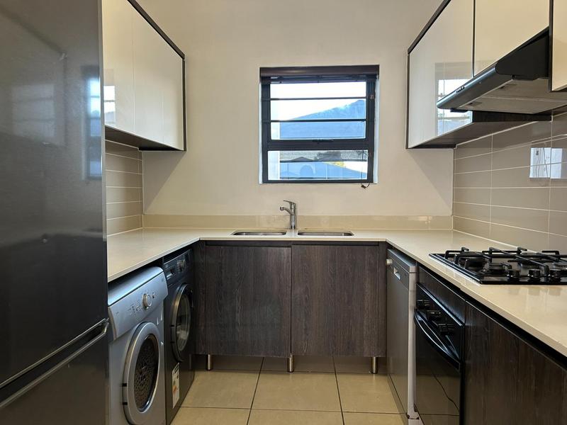 To Let 3 Bedroom Property for Rent in Sandown Western Cape